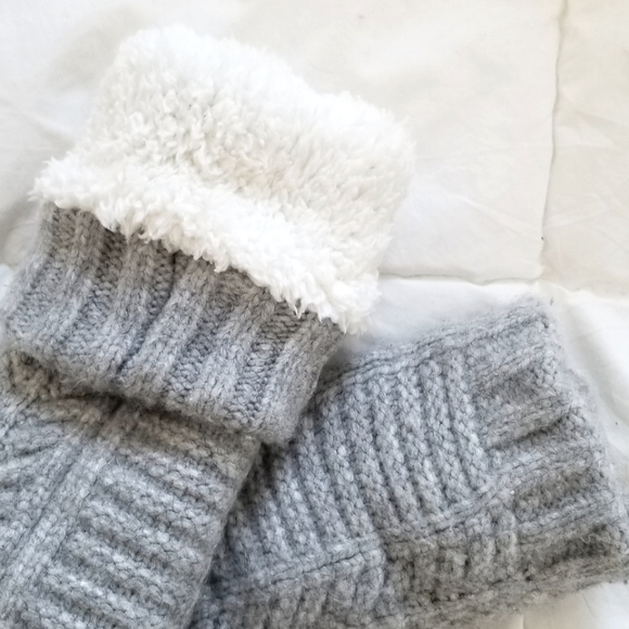 Indigo Reading Socks - Picture 2 of 3